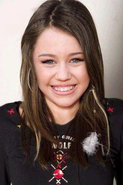 she's 2 cute -  Cinema, tv - Humour - 